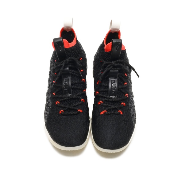 WOMEN'S NIKE LEBRON 15 - Picture 5 of 8